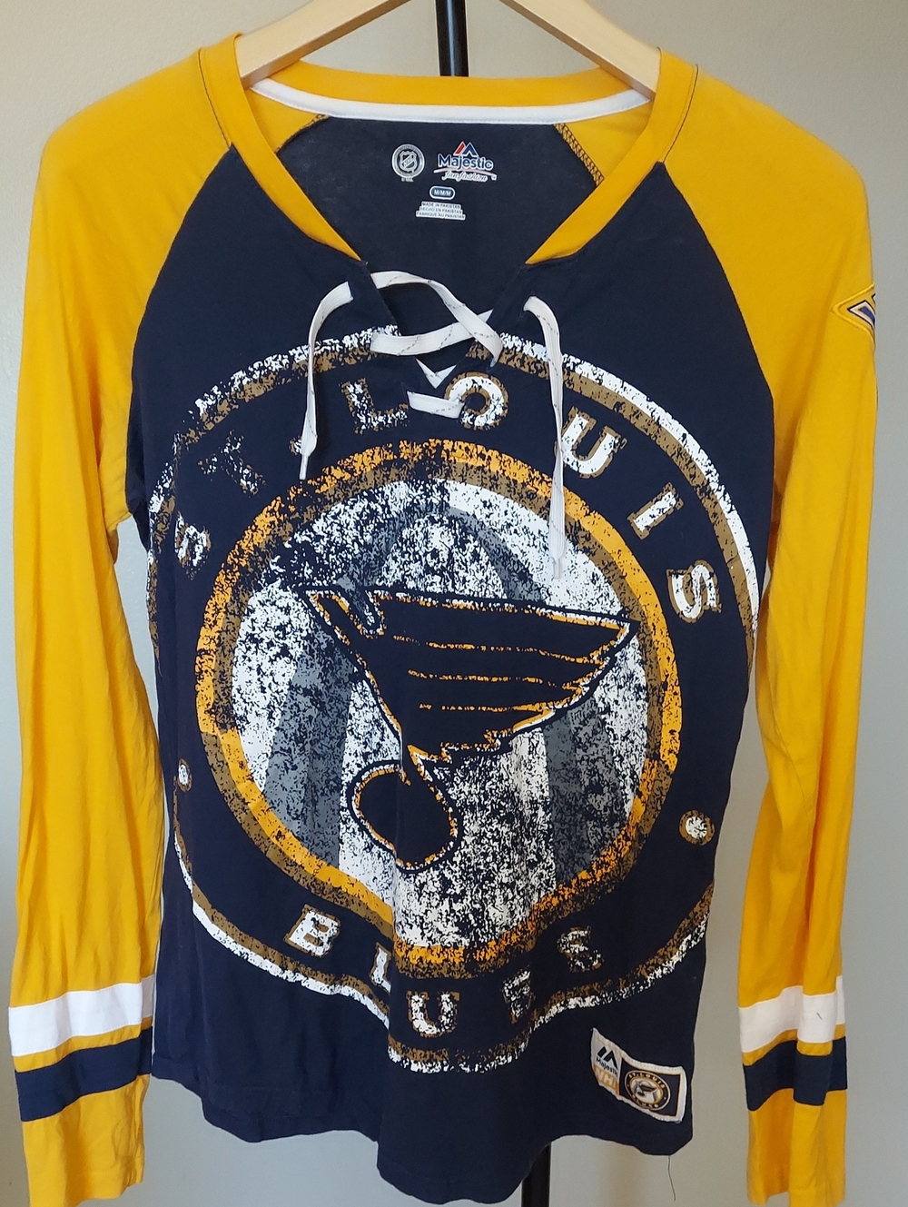 Majestic St. Louis Blues Women's Navy & Gold Raglan Lace-Up Shirt Sz M